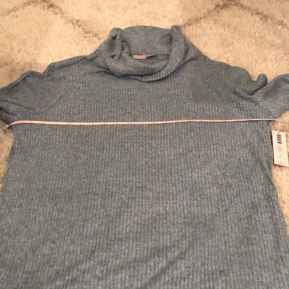 Chico’s cowl neck tunic - Picture 6 of 9